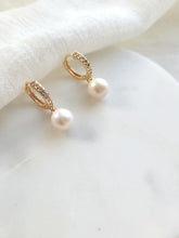 Load image into Gallery viewer, Gold Filled Pearl Huggies