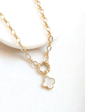 Load image into Gallery viewer, Mother of Pearl Clover Link Necklace