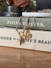 Load image into Gallery viewer, Vintage Grace Tennis Necklace