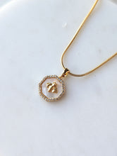 Load image into Gallery viewer, Octagon Bee Necklace
