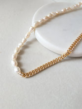 Load image into Gallery viewer, Cuban Pearl Chain