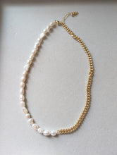 Load image into Gallery viewer, Cuban Pearl Chain