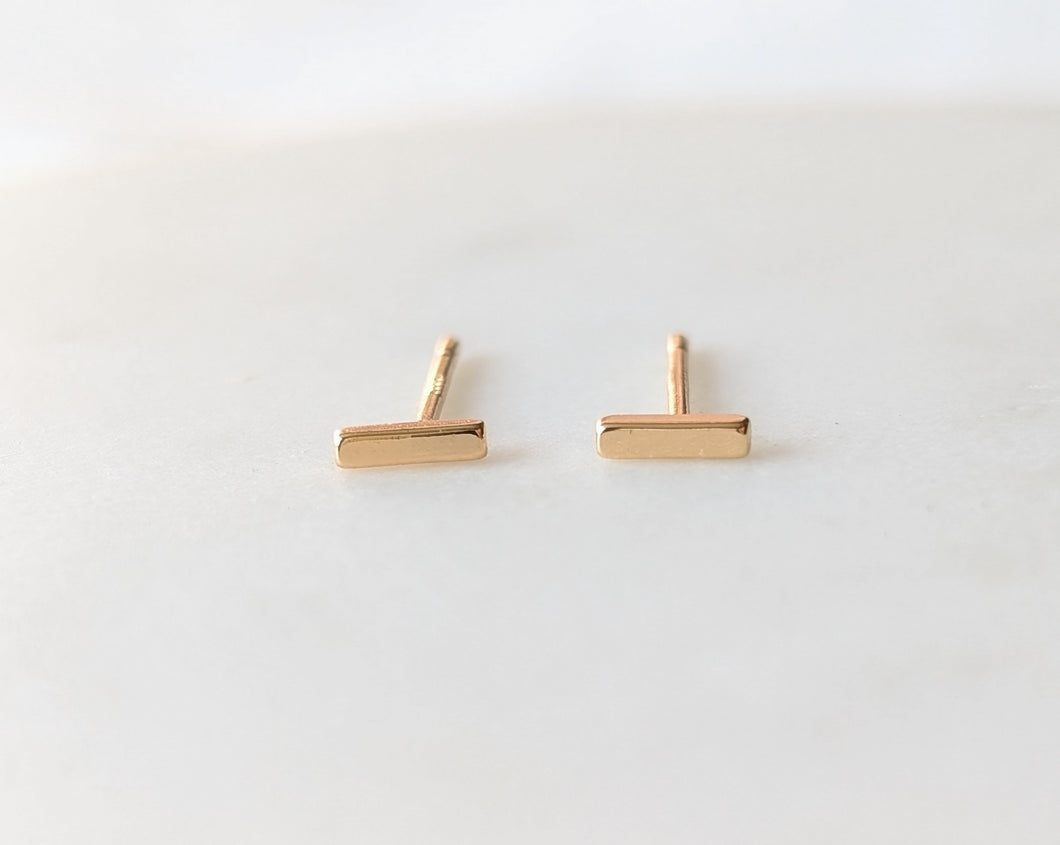 Dainty Bar Studs