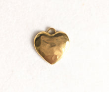 Load image into Gallery viewer, Antiqued Heart