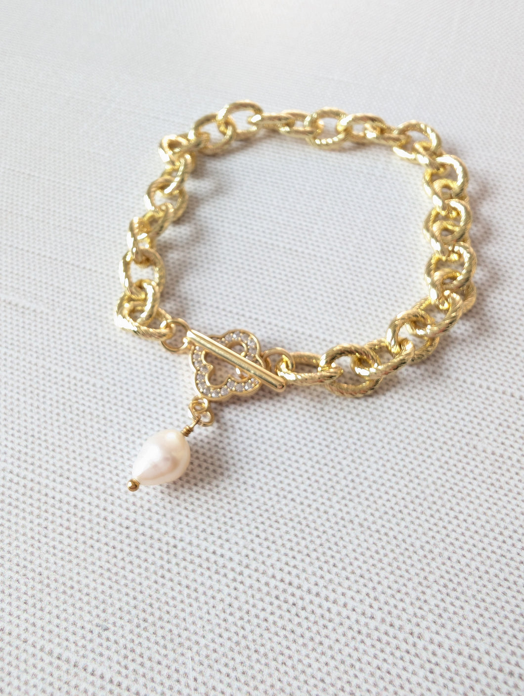 Clover and Pearl Toggle Bracelet