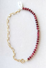 Load image into Gallery viewer, Holly Berry Beaded Link Necklace