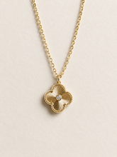 Load image into Gallery viewer, Sunburst Clover Necklace