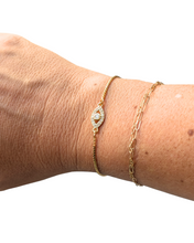 Load image into Gallery viewer, Golden Gaze Bracelet