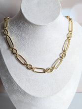 Load image into Gallery viewer, Modern Statement Chain