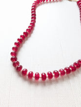 Load image into Gallery viewer, Berry and Blush Beaded Necklace