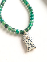 Load image into Gallery viewer, Emerald Current Fish Necklace
