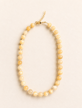 Load image into Gallery viewer, Buttercream Chunky Beaded Necklace
