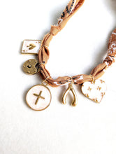 Load image into Gallery viewer, Camel Bandana Charm Necklace