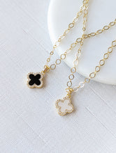 Load image into Gallery viewer, Reversible Clover Necklace