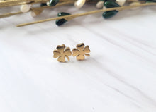 Load image into Gallery viewer, Shamrock Studs